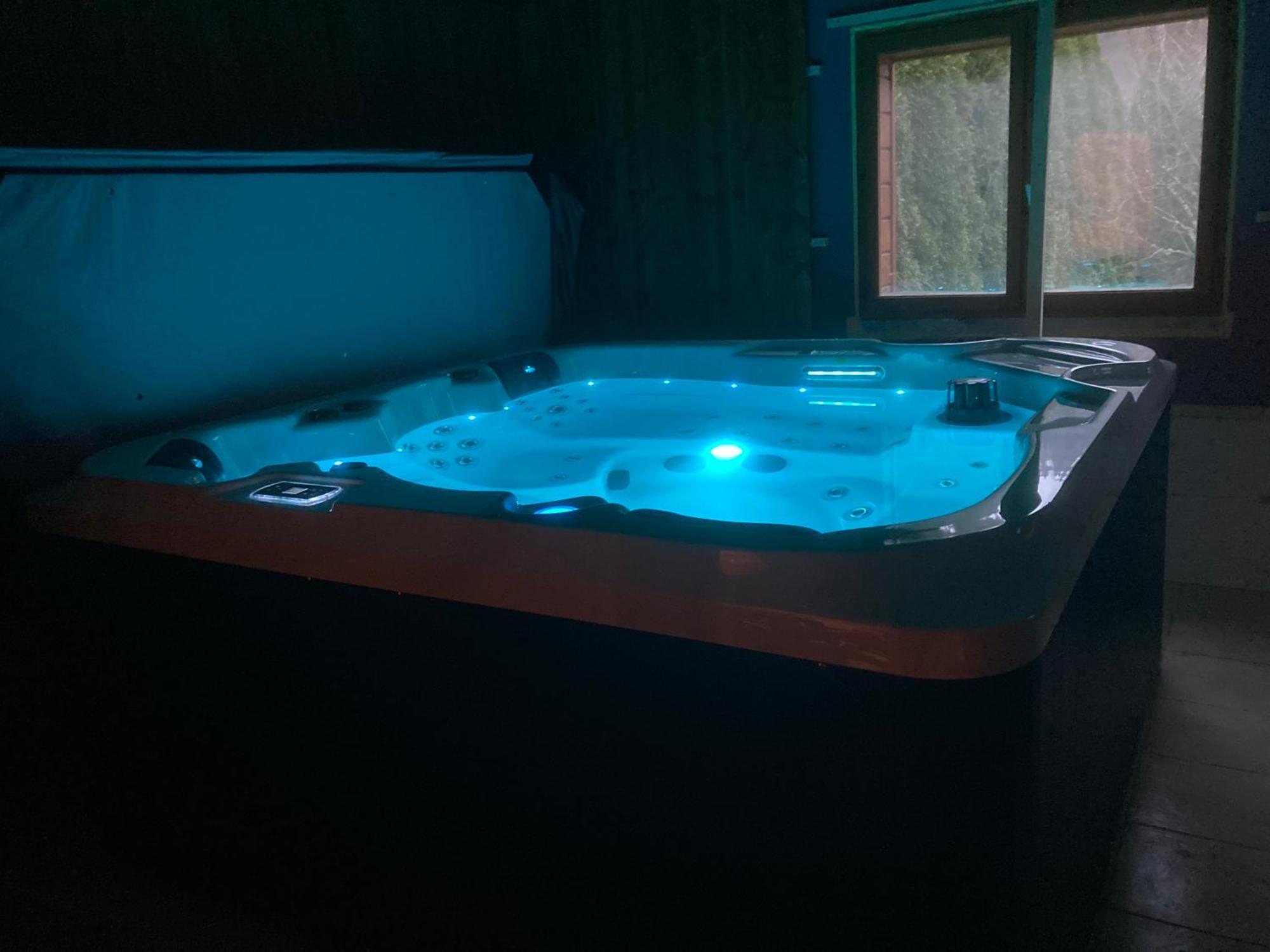 Chalet La Calougeotte, Jardin, Spa Et Sauna Prives Le Ménil Exterior foto
